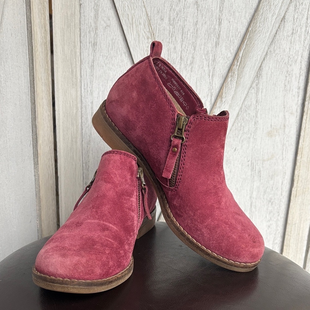 Women's Suede Hush Puppies Ankle Boots